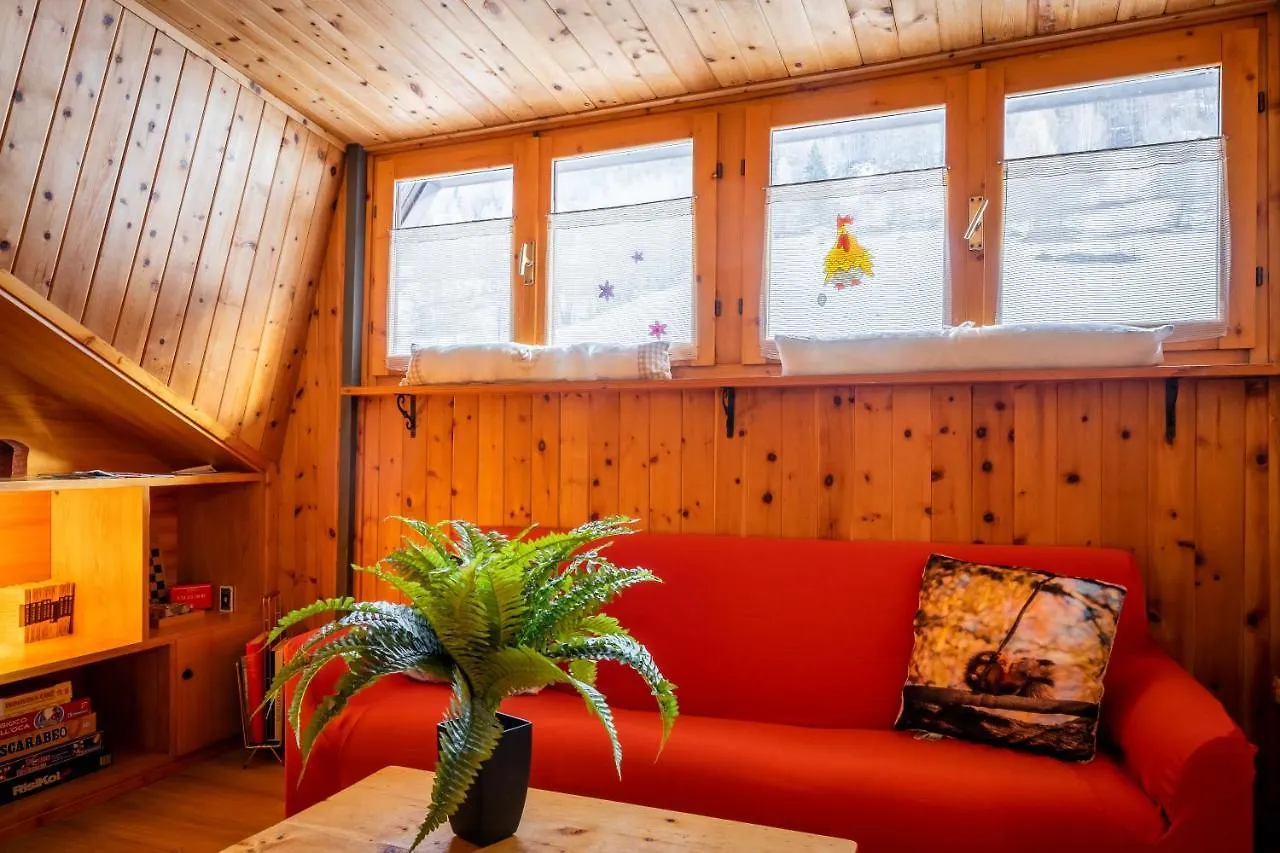 Aprica Tre Minuti Dalle Piste Wifi Comodo Per 4 Ospiti Molto Caratteristico 0*,  Italien